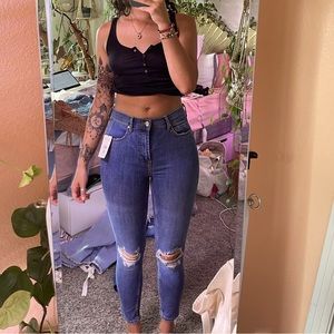 Free People NWT mid rise ripped skinny jeans size 27